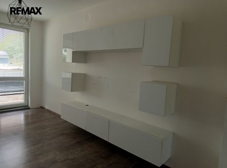 Pronájem bytu, 3+kk, 72 m²