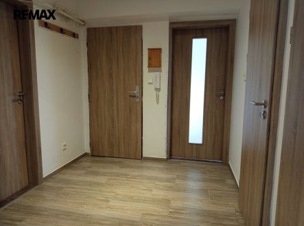 Pronájem bytu, 3+kk, 72 m²