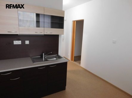 Pronájem bytu, 1+1, 33 m²