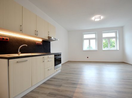 Pronájem bytu, 2+kk, 43 m²