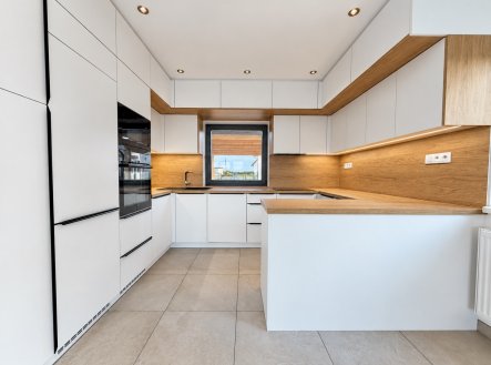 foto: 3 | Pronájem - dům/vila, 165 m²