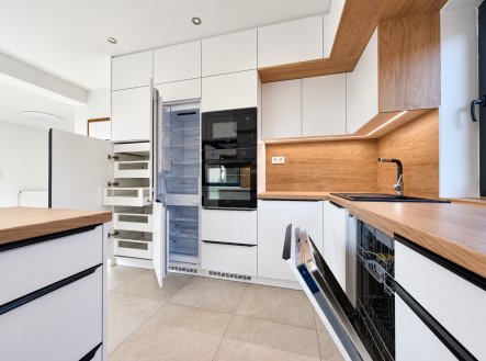 foto: 4 | Pronájem - dům/vila, 165 m²