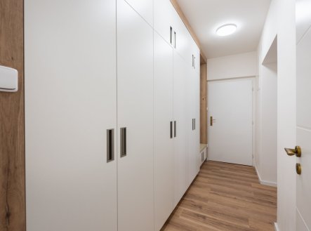 Pronájem bytu, 4+kk, 85 m²