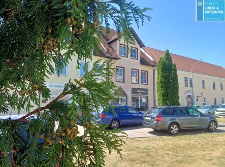 Pronájem obchodní prostory, 92 m²