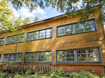 Prodej - komerční objekt, jiný, 1 604 m²