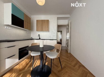 Pronájem bytu, 2+kk, 42 m²
