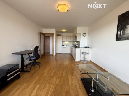 Pronájem bytu, 2+kk, 68 m²