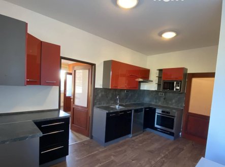 Pronájem bytu, 3+1, 100 m²