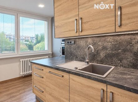Pronájem bytu, 3+1, 69 m²