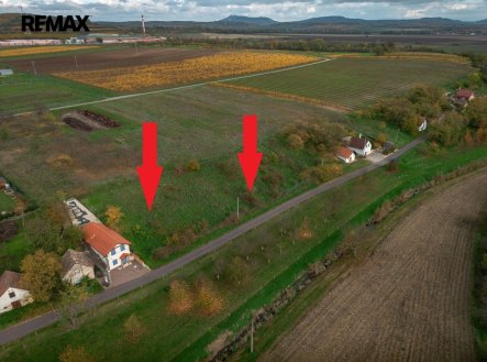 Prodej pozemku pro bydlení, 2 412 m² obrázek