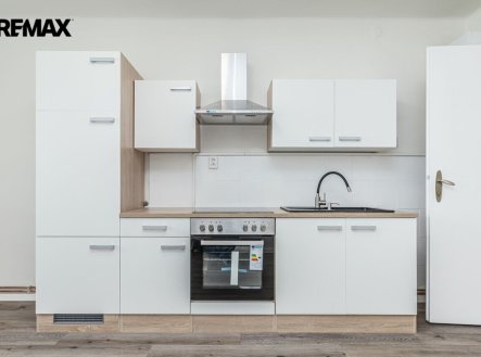 Prodej bytu, 1+1, 65 m²