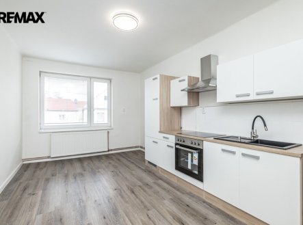 Prodej bytu, 1+1, 65 m²