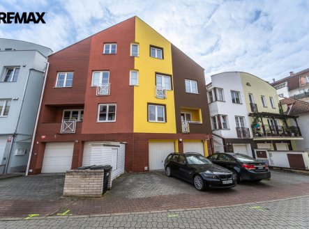 Prodej domu/vily, 330 m²