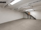 Pronájem skladu, 140 m²
