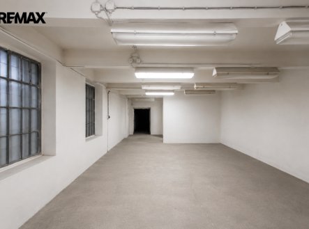 Pronájem skladu, 140 m²