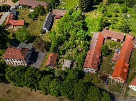 Prodej pozemku pro bydlení, 1 677 m²