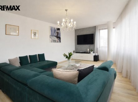 Pronájem bytu, 3+kk, 100 m²
