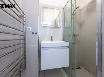 Pronájem bytu, 2+kk, 46 m²