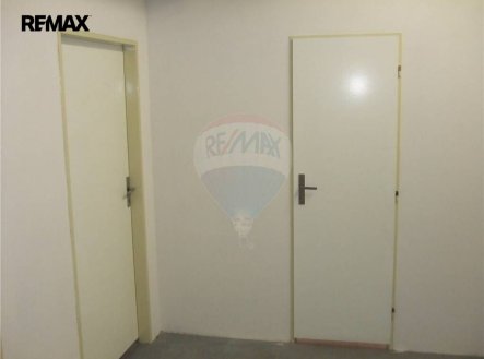Pronájem skladu, 16 m²