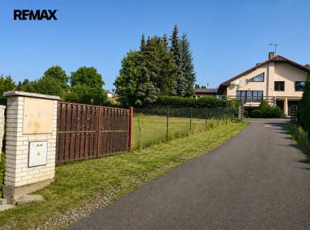 Pronájem pozemku pro bydlení, 718 m²
