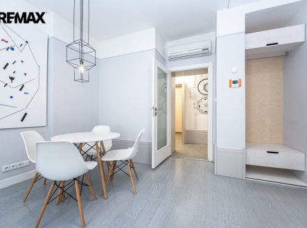 Prodej jiné komerční nemovitosti, 56 m²