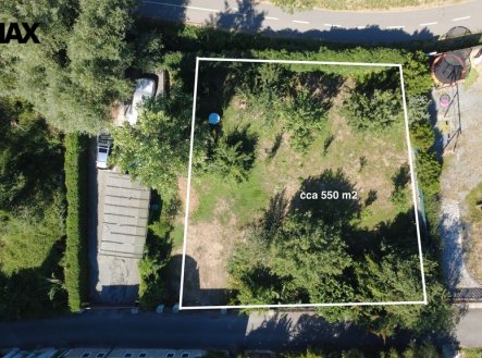 Pronájem pozemku, zahrada, 550 m²