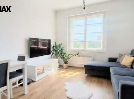 Pronájem bytu, 2+kk, 55 m²