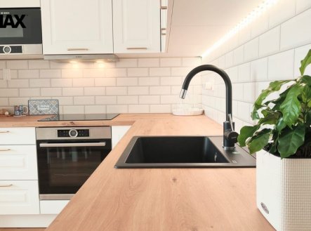 Pronájem bytu, 2+kk, 55 m²