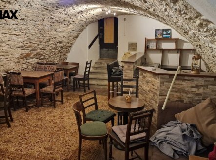Pronájem obchodní prostory, 82 m²