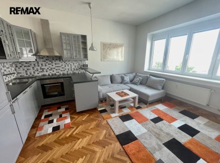 Pronájem bytu, 2+kk, 51 m²