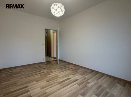 Pronájem bytu, 2+kk, 43 m²