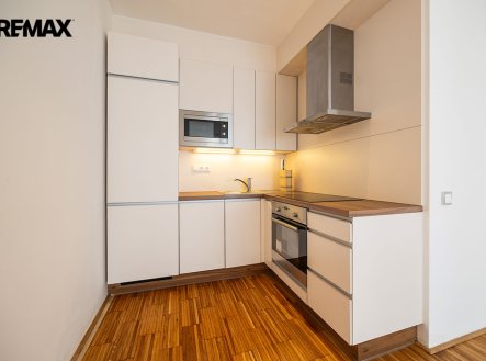 bn110.jpg | Pronájem bytu, 2+kk, 73 m²