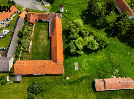 Prodej zemědělského objektu, 8 162 m²