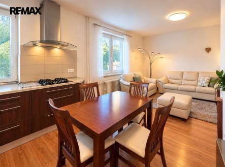 Pronájem bytu, 3+kk, 80 m²