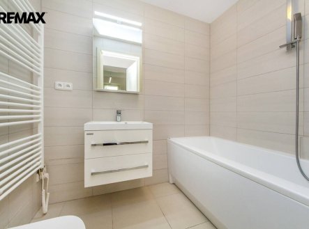 Pronájem bytu, 2+kk, 50 m²
