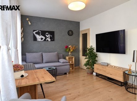 Pronájem bytu, 2+kk, 44 m²