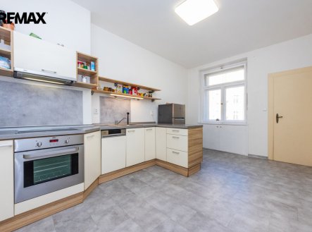 Pronájem bytu, 2+1, 77 m²