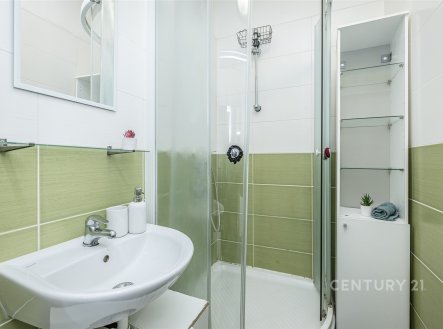 . | Prodej bytu, 1+kk, 31 m²