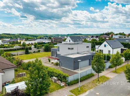 Prodej kanceláře, 240 m²
