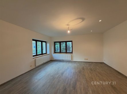 Pronájem bytu, 3+kk, 95 m²
