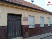 Pronájem obchodní prostory, 768 m²