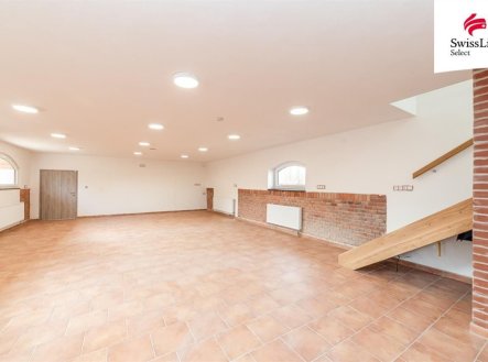 Prodej obchodní prostory, 230 m²