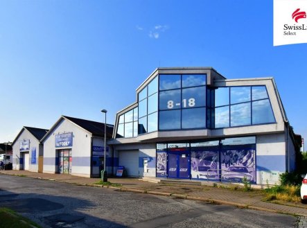 Pronájem obchodní prostory, 950 m²