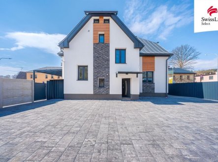 Prodej domu/vily, 350 m² obrázek