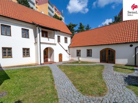 Prodej historického objektu, 841 m²