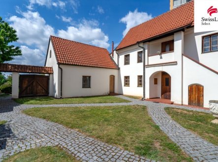 Prodej historického objektu, 841 m²