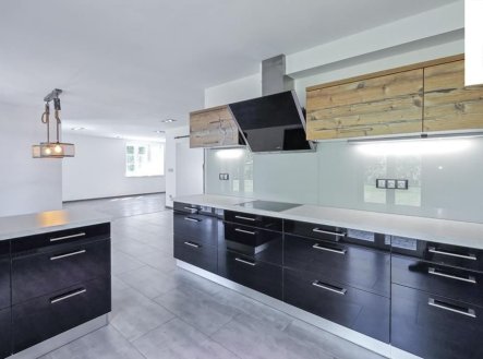 Prodej domu/vily, 211 m²