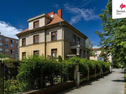 Prodej domu/vily, 480 m² obrázek