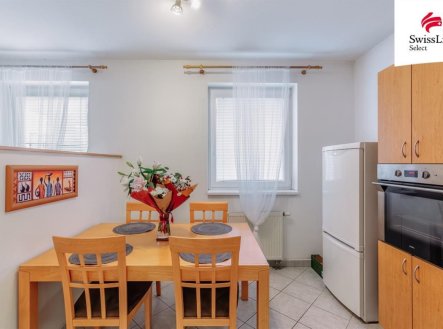 Pronájem bytu, 3+kk, 81 m²