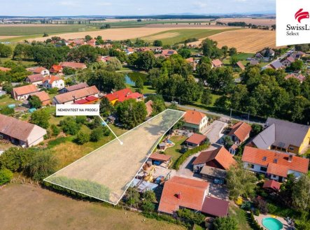 Prodej pozemku pro bydlení, 1 400 m²